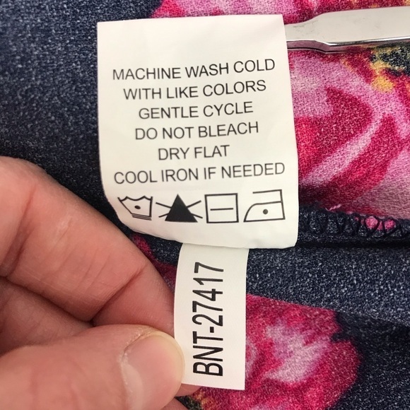 Mud Pie Pippa Off-the-Shoulder Navy Pink Floral - Picture 11 of 13